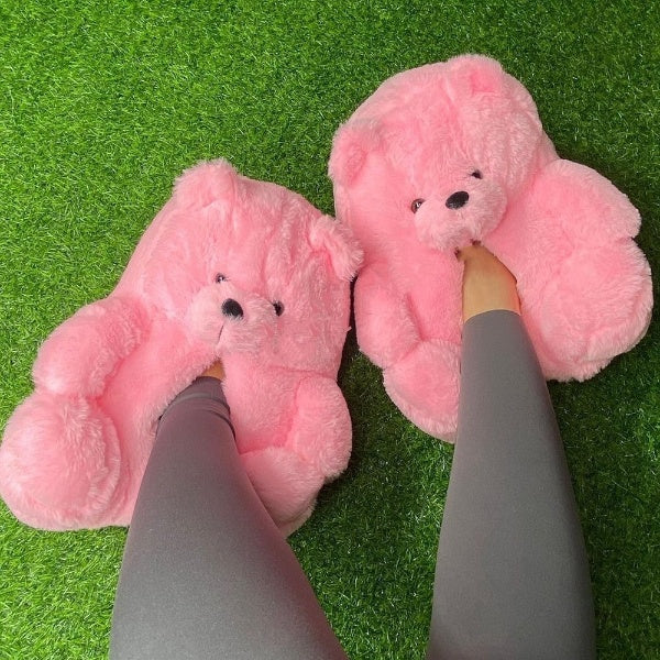 Teddy Premium Slippers - Rochemart Store